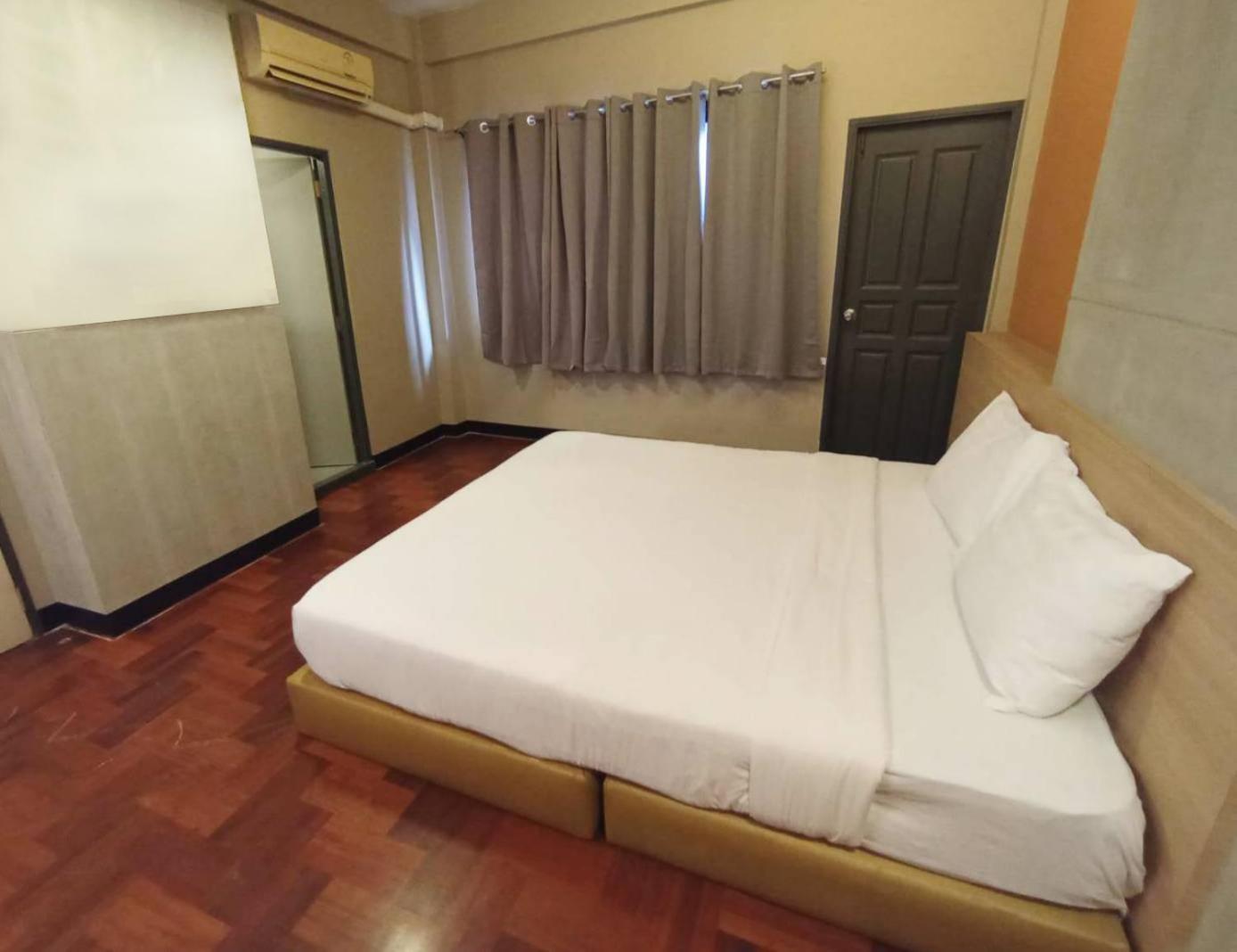 Go Inn Silom โกอินน์ สีลม - สถานีรถไฟฟ้าเซนต์หลุยส์ Bangkok Exteriér fotografie